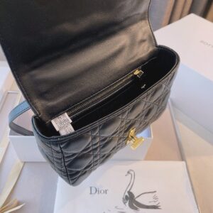 z2562970524212 2a674b1bc715773042b4aa16265c44e3