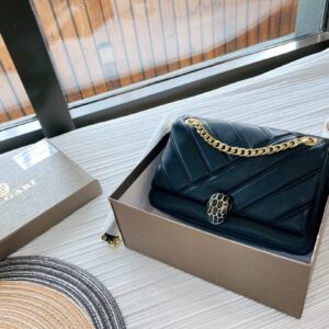 z2569128422131 841ab501eb5a36653cf97f3ae6619dbf