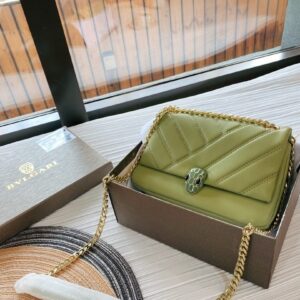 z2569128468599 dcb2049bbc285fe57ea201240884bd4e