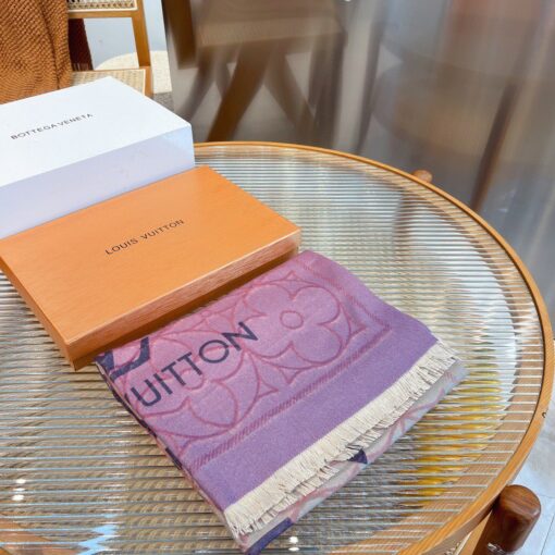 Khăn quàng cổ LV Louis Vuitton đẹp chất lượng