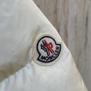 Moncler Moka (8)