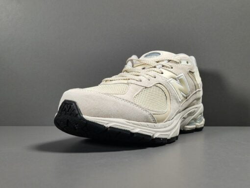 New Balance 2002R (5)