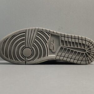 Travis Scott Fragment X Air Jordan 1 (7)