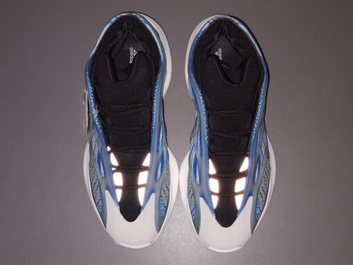 YEEZY 700 V3 “ARZARE” (7)