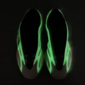 YEEZY 700 V3 “AZAEL” (9)