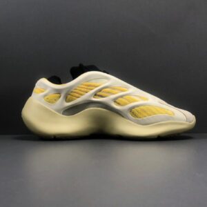 YEEZY 700 V3 “Safflower” (7)