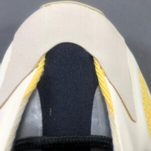 YEEZY 700 V3 “Safflower” (9)
