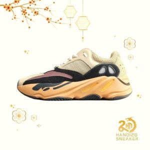YEEZY BOOST 700＂Enflame Amber＂