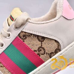 Giày sneaker gucci screener distressed pink phong cách