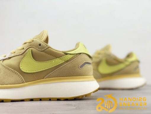 Giày Nike Phoenix Waffle University Gold (2)