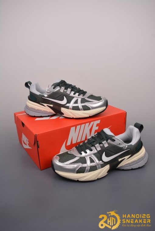 Giày Nike V2K Run Vintage Green Silver HJ4497 300