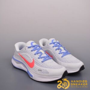Giày Nike Journey Run White Royal Pulse Volt Hot Punch (1)