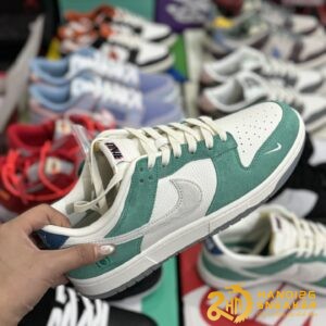 Hộp Giày Mù Dunk Low Nike Christmas 2024 (115)