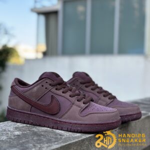 Hộp Giày Mù Dunk Low Nike Christmas 2024 (42)