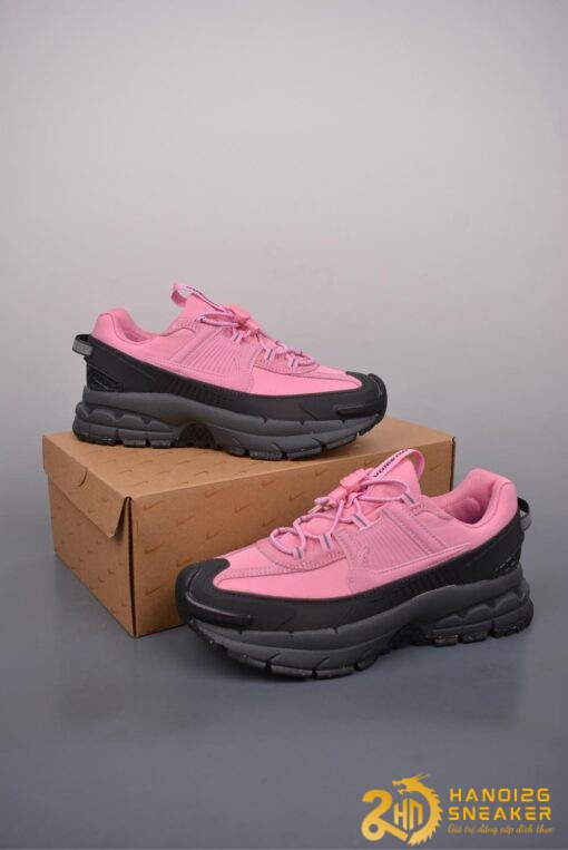 Giày Nike Air Zoom Vomero 5 Roam Elemental Pink Anthracite (1)