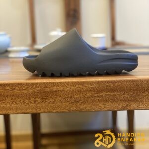 Dép Adidas Yeezy Slide Onyx Black HQ6448