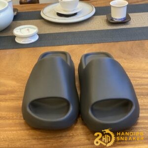 Dép Adidas Yeezy Slide Onyx Black HQ6448 (5)