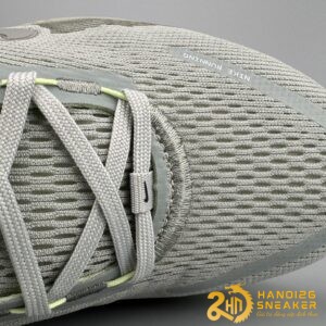 Giày Nike Vomero 18 Light Silver Barely Volt HM6803 002 (3)