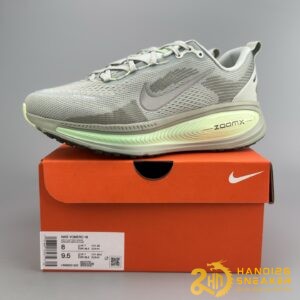 Giày Nike Vomero 18 Light Silver Barely Volt HM6803 002 (8)